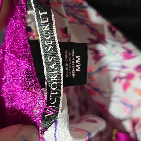 Victoria's Secret Floral & Purple Lace Nightgown Size Medium - Picture 6 of 7